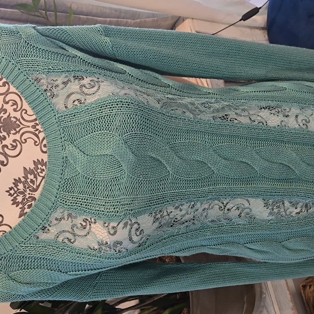 Vanity Sweater Lace Inlay - Picture 5 of 12